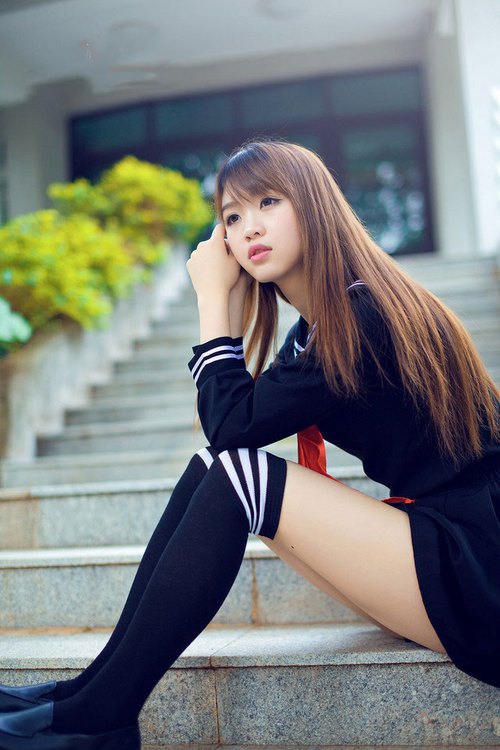 阿根廷球队在南美洲锦标赛上夺冠，全队欢呼，南美足球阿根廷